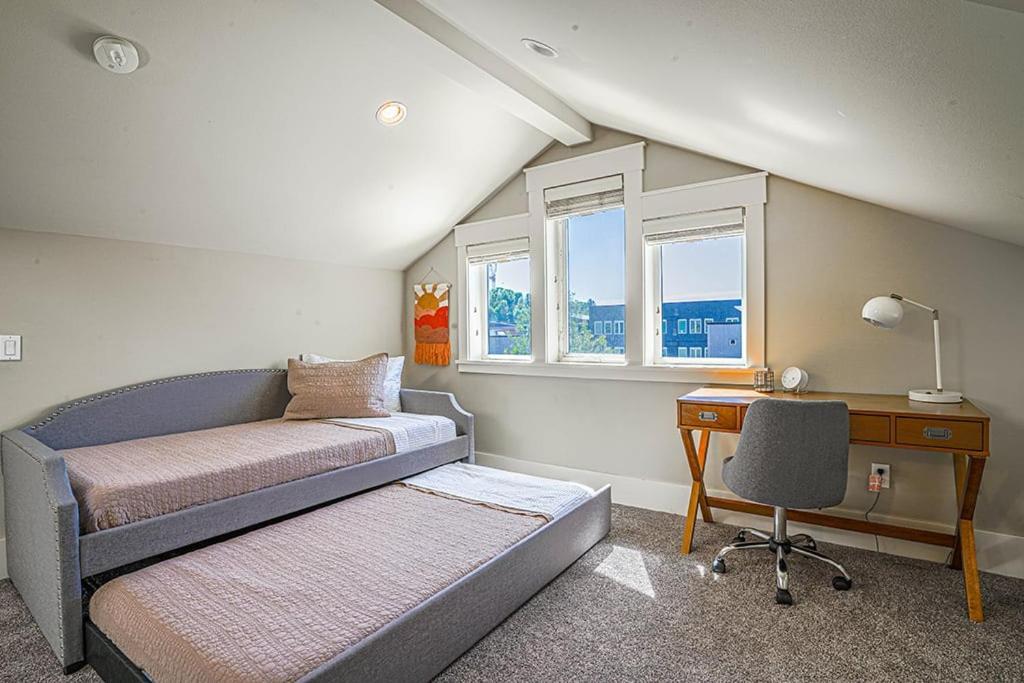 Exquisite Central Townhome With Spacious Loft And Gourmet Kitchen 西雅图 外观 照片